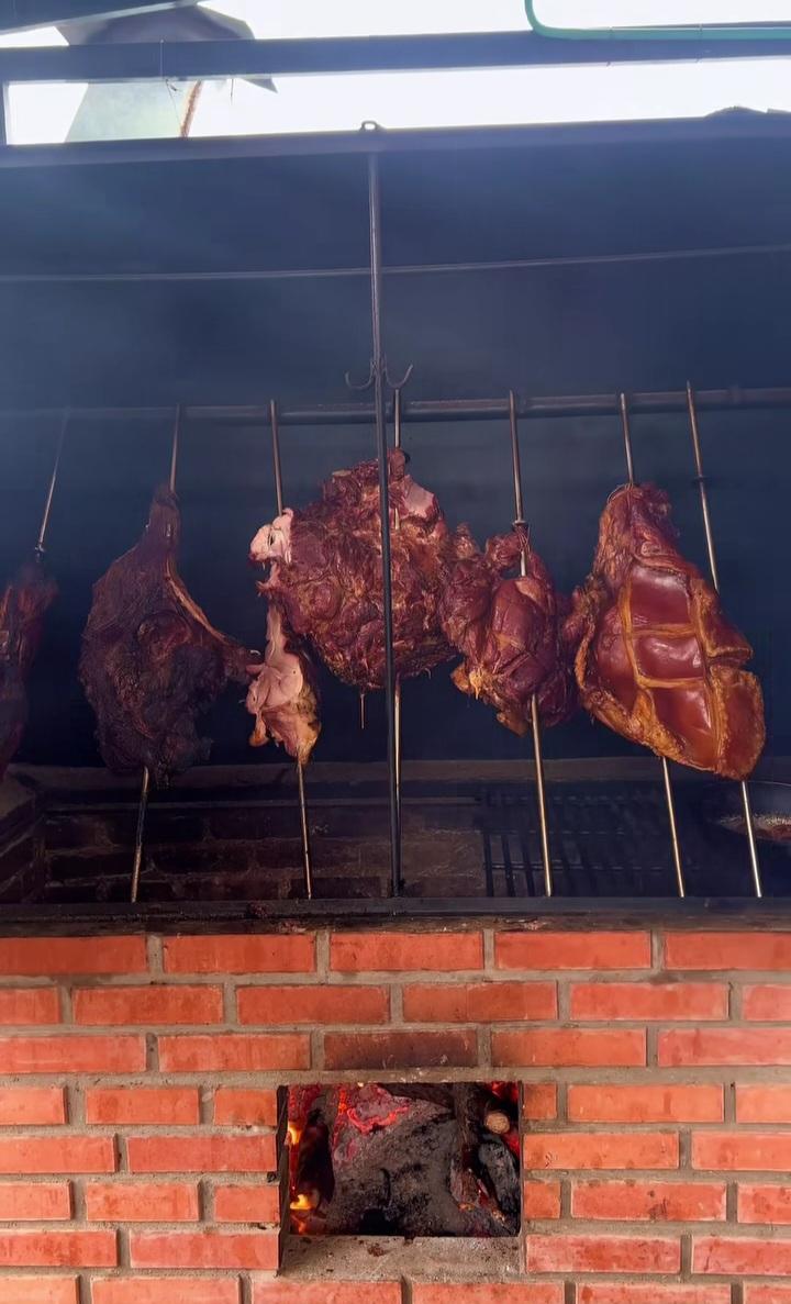 Platos de Rancho Grill