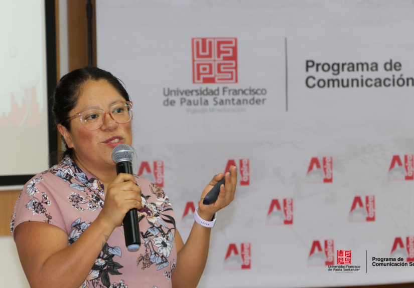 CONVERSATORIO "HISTORIAS METROPOLITANAS": LA MEMORIA COLECTIVA DE LA CIUDAD DE MÉXICO LLEGÓ A LA UFPS.