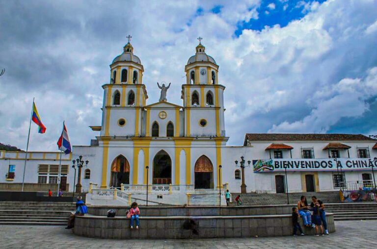 Parroquia San Juan Bautista, ubicada en el corazón del pueblo. Foto: Paola Villamizar.